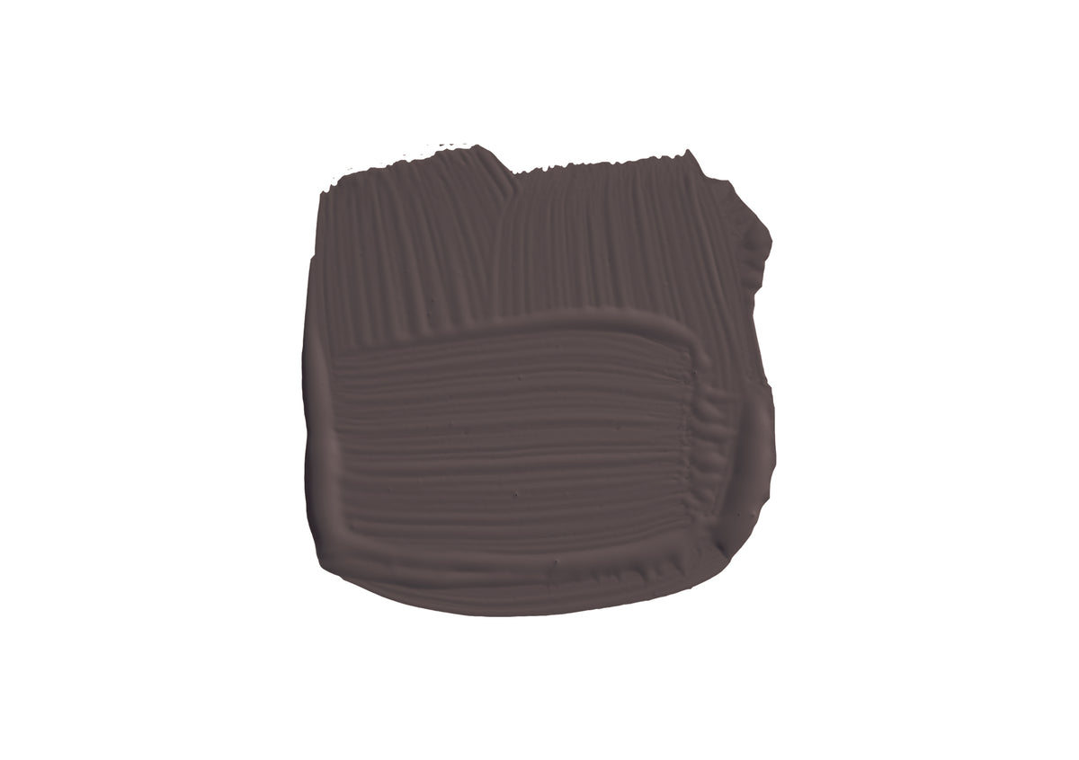 Farbklecks von Mahogany, dem üppigen Braun, das an Chippendalemöbel erinnert. 