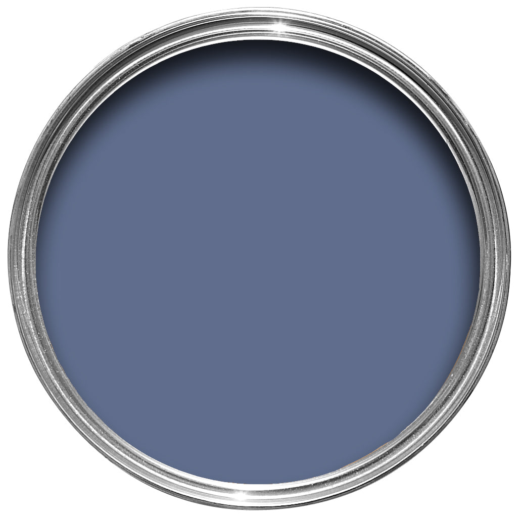 Offene Farbdose von oben von Pitch Blue, einem strahlenden Blau mit schwarzen Pigmenten 
