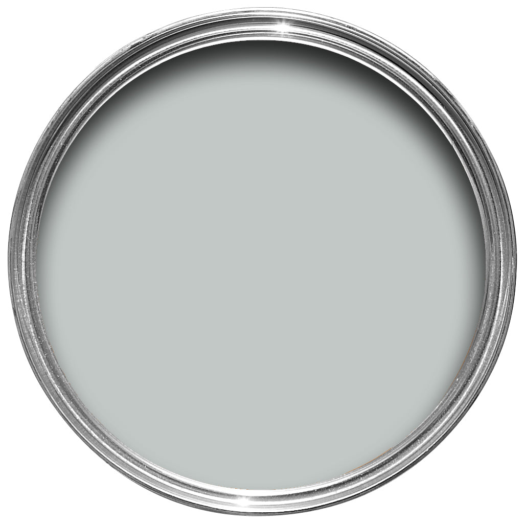 Offene Farbdose von oben von Skylight, einem zarten und unaufdringlichem Blaugrau
