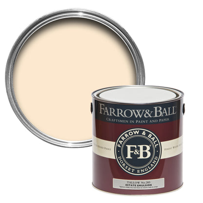 Offene Farbose von oben von Tallow, einem schillernder Creme mit warmen Untertönen mit einer geschlossenen 2,5l Dose Estate Emulsion davor. 